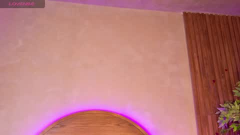 Snapshot of molly_jackson chatting on June 2, 10:23 pm Molly Jackson online show from June 2, 10:23 pm