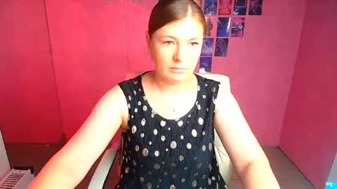 Snapshot of molly_mis chatting on July 11, 11:57 am Molly online show from July 11, 11:57 am