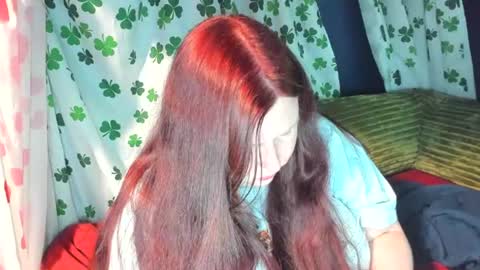 molly_moons online show from June 30, 1:23 pm