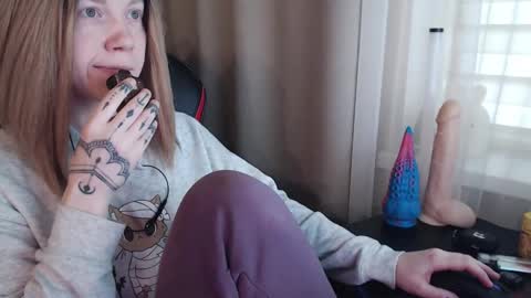 I have new photos come and see with love Molly online show from March 1, 7:41 am