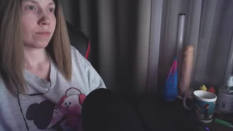 I have new photos come and see with love Molly online show from March 12, 5:28 pm