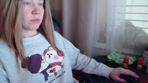 I have new photos come and see with love Molly online show from November 3, 10:27 am