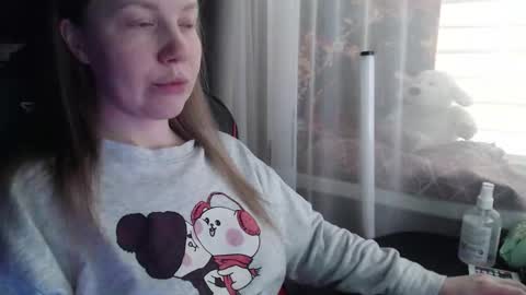 I have new photos come and see with love Molly online show from March 2, 9:05 am