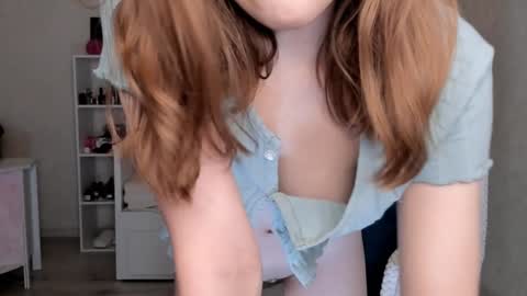 Molly online show from February 7, 3:12 am