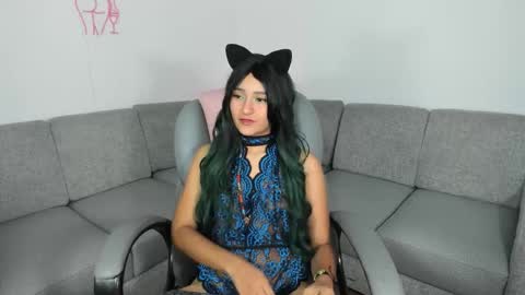 molly_sweetlove online show from September 29, 6:57 pm