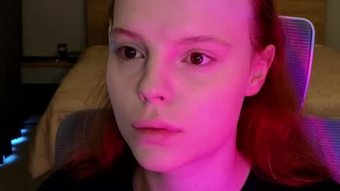Molly online show from April 5, 12:08 am