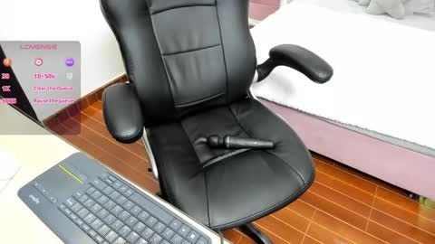 Molly  online show from February 20, 11:31 am