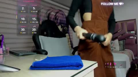 Molly  online show from September 20, 11:44 am