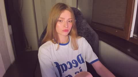Snapshot of mollydangerous chatting on July 28, 6:31 pm Taisha online show from July 28, 6:31 pm