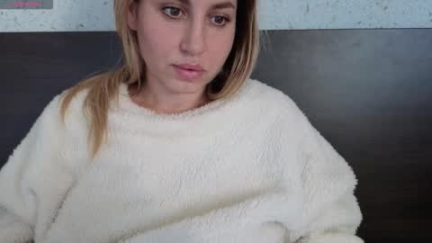 Nica    follow me   online show from December 16, 9:47 am