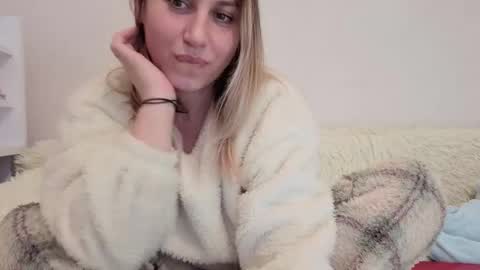 Nica    follow me   online show from January 5, 10:24 pm