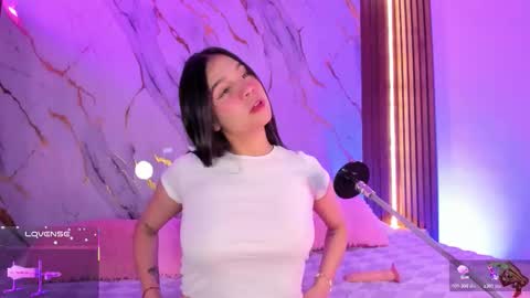 New girl Emily Valentina  Michelle online show from October 24, 8:27 pm