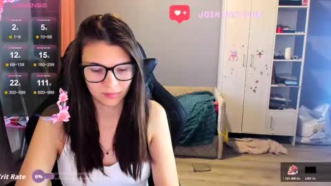  KIRA  online show from October 24, 2:19 am