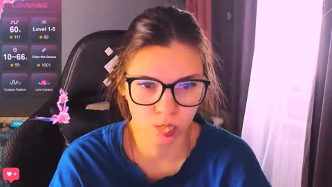  KIRA  online show from January 14, 6:41 am