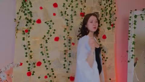 Molly online show from February 14, 10:34 am