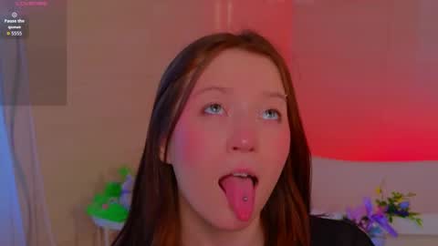 Molly online show from March 31, 9:53 am