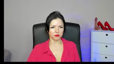 Molly online show from January 7, 9:34 am