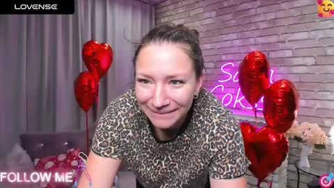 Snapshot of mollynay chatting on February 16, 1:03 am hi im Molly heregreat boobs big heart  warm pussy  online show from February 16, 1:03 am