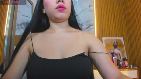 MOLLY online show from April 11, 6:56 pm