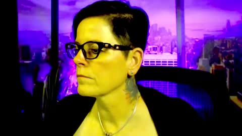 MollySun Nina Randmann online show from February 10, 6:45 pm