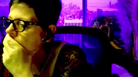 Snapshot of mollysun chatting on June 1, 5:14 pm MollySun Nina Randmann online show from June 1, 5:14 pm