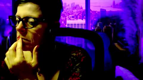 Snapshot of mollysun chatting on June 6, 6:34 pm MollySun Nina Randmann online show from June 6, 6:34 pm