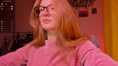 mollytucker online show from December 2, 3:51 pm