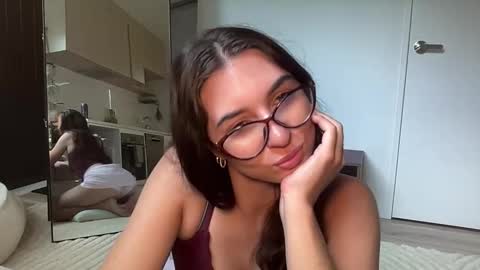 Molly online show from March 16, 12:06 am