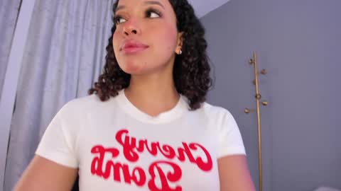 Molly online show from January 17, 3:11 pm