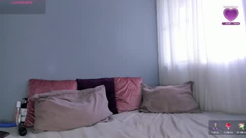 Molly online show from October 5, 7:23 pm