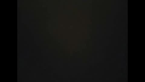 Snapshot of molom chatting on March 25, 11:33 pm molom online show from March 25, 11:33 pm