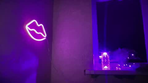 Rihanna online show from January 11, 5:29 pm