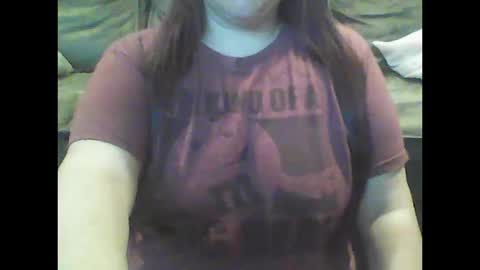 Snapshot of mommies_mooseknuckle chatting on October 13, 1:27 am mommies_mooseknuckle online show from October 13, 1:27 am