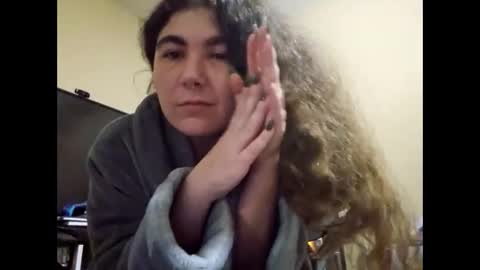 Snapshot of mommydarknesskairi3427 chatting on February 6, 5:35 am MommyDarkness3427 online show from February 6, 5:35 am