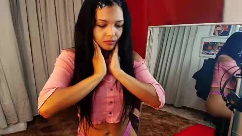 Snapshot of mommyjeva chatting on October 17, 9:45 am Mommy Jeva online show from October 17, 9:45 am