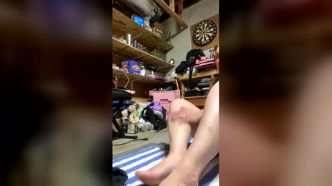 Snapshot of mommyme68387 chatting on April 7, 7:42 am mommyme68387 online show from April 7, 7:42 am