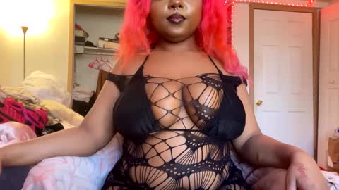 Princess Momo online show from March 11, 8:42 pm