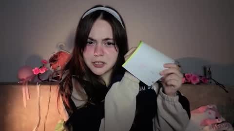 Momo online show from March 2, 3:41 pm