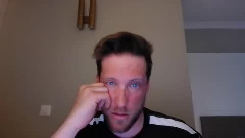 moms_little_monster online show from April 12, 3:39 pm