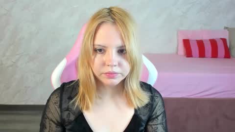 mon1ca_jones online show from February 7, 8:51 am