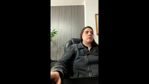 Snapshot of mona28__ chatting on September 30, 4:45 pm Mona online show from September 30, 4:45 pm