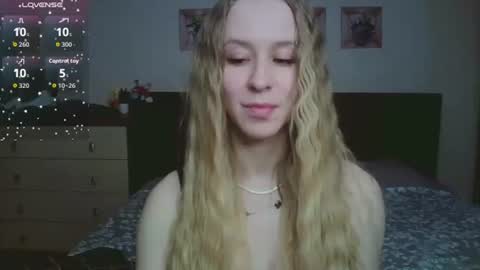 Mona online show from February 11, 3:17 pm