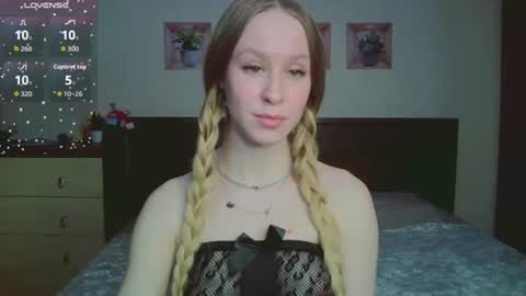 Mona online show from February 15, 4:14 pm