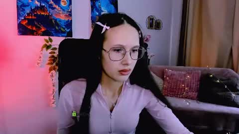 Snapshot of mona_cloud chatting on July 23, 8:34 am Mona online show from July 23, 8:34 am