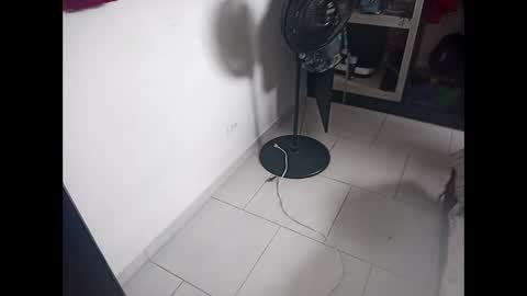 Snapshot of monaa_paloma chatting on May 19, 4:02 pm monaa_paloma online show from May 19, 4:02 pm