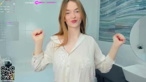 Mona online show from October 29, 7:37 pm