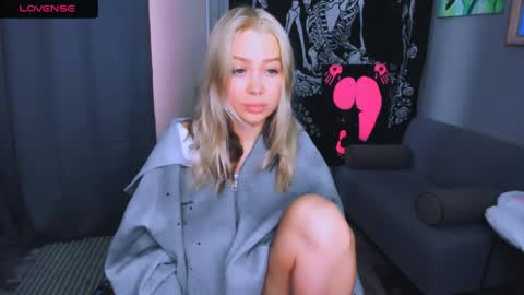   online show from April 30, 3:24 am