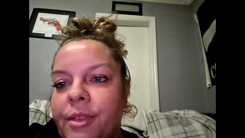 monamakeumoana88 online show from November 19, 10:54 pm