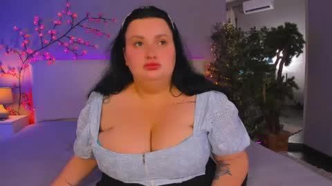 Monica online show from May 21, 12:12 pm