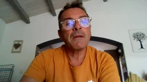 Snapshot of mondess69 chatting on August 1, 1:10 pm mondess69 online show from August 1, 1:10 pm